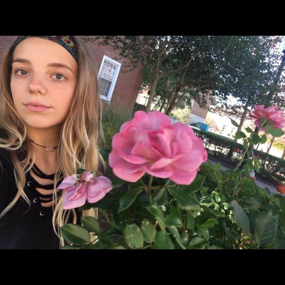 Meet your Posher, Mareya